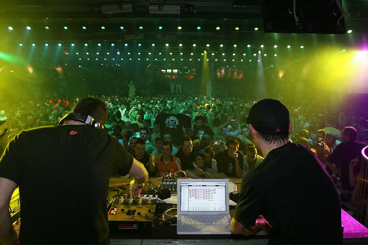 Noize Suppressor фотография #46