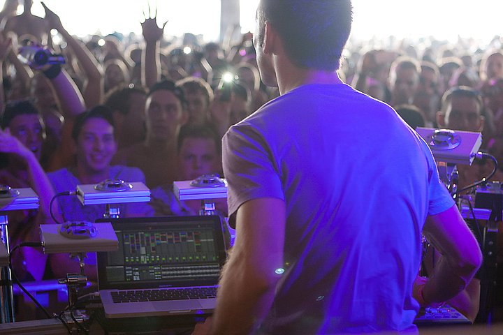 Noize Suppressor фотография #21